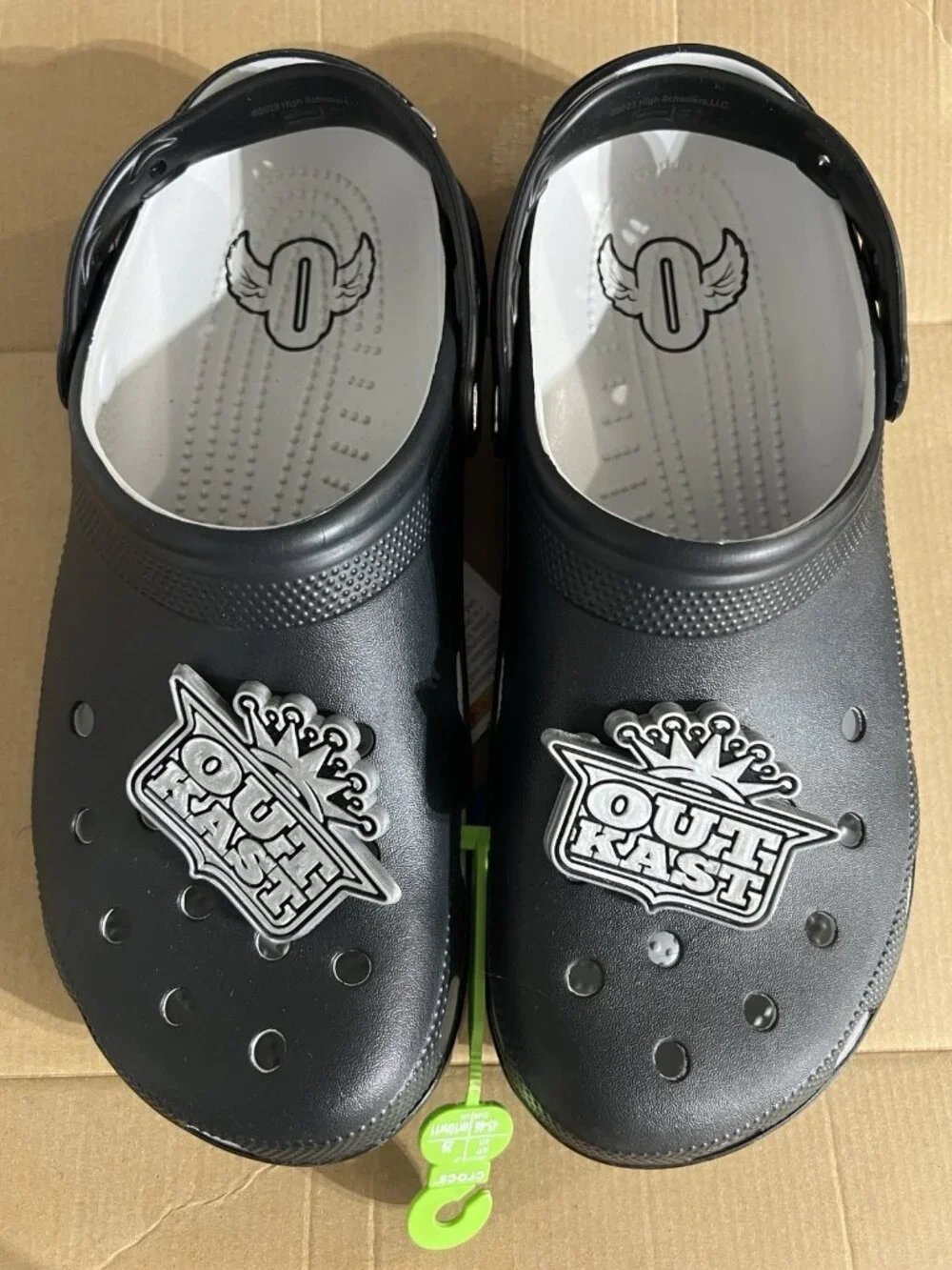 NEW Crocs Black OutKast Classic Clog US Men 11 Black Silver Andre 3000